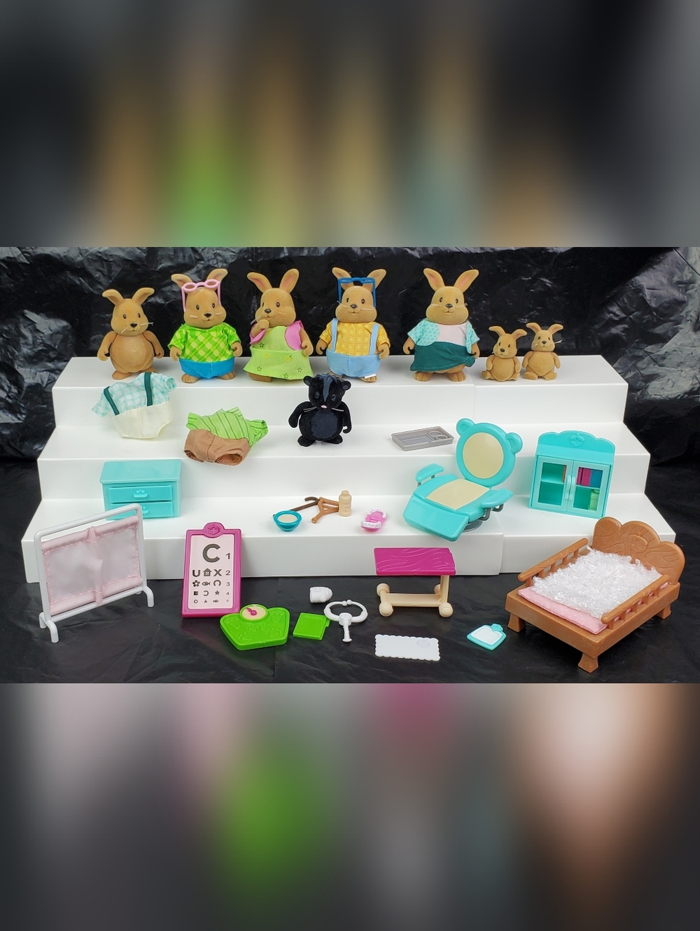 Li'l Lil Woodzeez Animal Family Mixed Lot of Flocked Figures and Accessories GUC